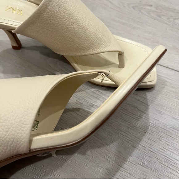 Zara Leather Ecru Thong Heeled Mule - Picture 4 of 6